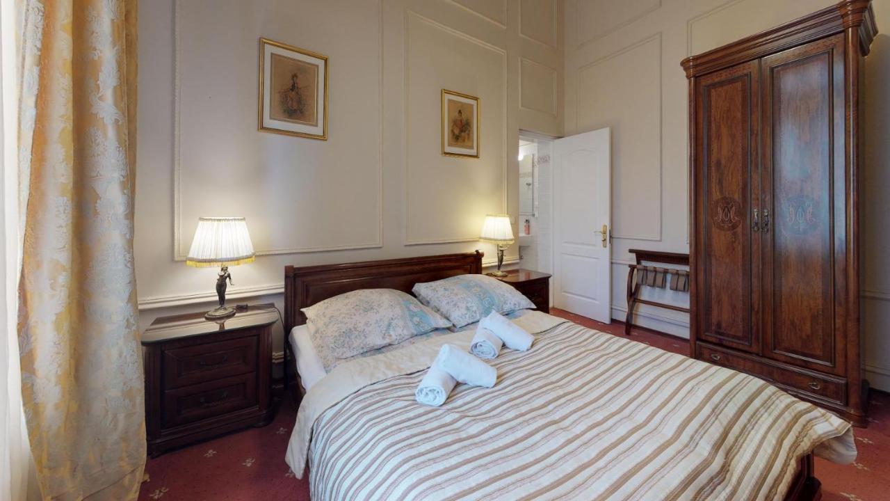 Hotel Bursztynowy Palac 코잘린 외부 사진