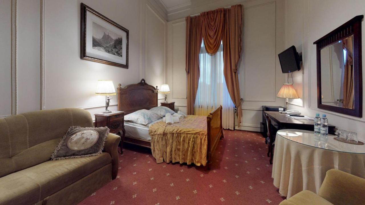 Hotel Bursztynowy Palac 코잘린 외부 사진